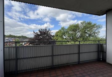 Ihr neues Zuhause mit Potenzial - 3-Zimmer-Eigentumswohnung mit Loggia und Blick ins Grüne