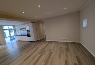Top 5-Zimmer KfW Wohnung mit Küche, Balkon Bodenheizung in bester Lage von Wiesbaden Mitte
