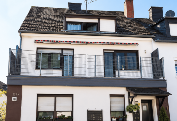 Ab 01.09.2026 frei / 3-Zimmer-Wohnung im Dachgeschoss (2. Obergeschoss) / ohne Balkon / ohne Einbauküche