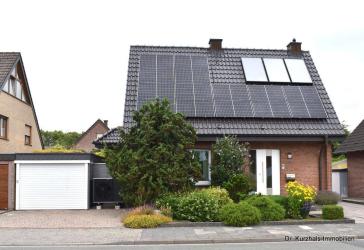 Ansprechende Wohnung in ruhiger Wohnlage mit Loggia, Dr. Kurzhals Immobilien GmbH, www.dr-kurzhals.de, Tel. 02508/451