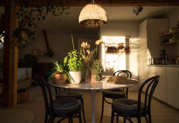 Lichtdurchflutete Dachgeschoss-Wohnung in der Südoststadt – hochwertig möbliert und top ausgestattet zur Untermiete, ab 11/26