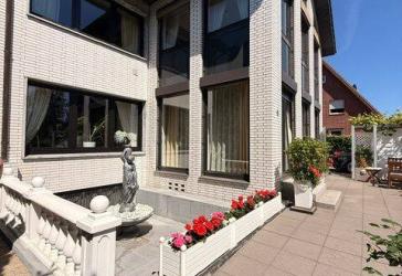 Schönes Einfamilienhaus - Platz für 2 Familien mit vielen Extras