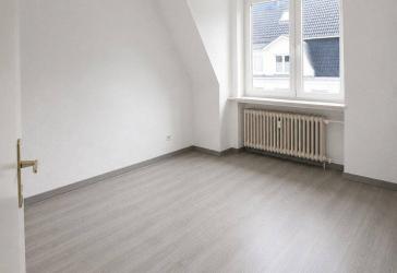 Neuss: Sanierte 3-Zimmer-Wohnung, ca. 6,9 % Rendite, provisionsfrei