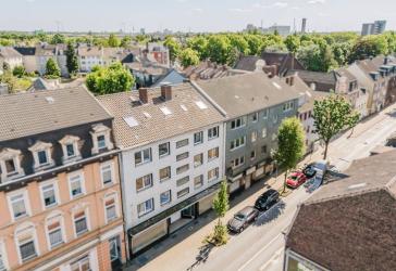 Sichere Basis trifft Entwicklungschance: Wohn- und Geschäftshaus mit starkem Mietpotenzial
