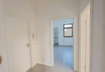 Erstbezug nach Sanierung: 2-Raumwohnung Hochparterre - direkt am Park