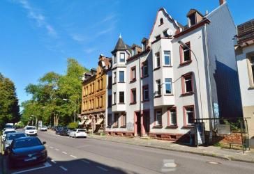 Gepflegtes Renditeobjekt mit WG-Konzept in St. Arnual