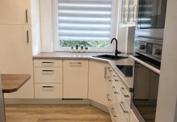 Aufwendig kernsanierte Erdgeschosswohnung mit Balkon in schöner Lage von Arnsberg-Moosfelde