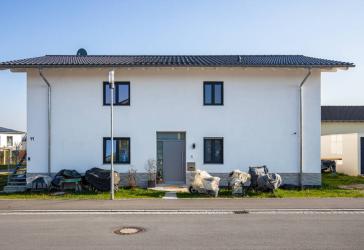 Vorschaubild Mehrfamilienhaus
