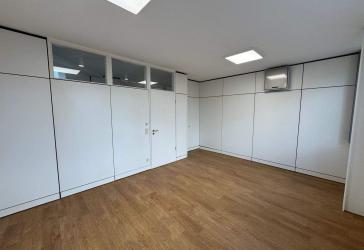 20m² Büro/Kanzlei ALLin inkl. KLIMA ! im EG viele Parkplätze!
