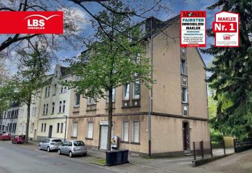 Achtung! 8-10 Parteien - Mehrfamilienhaus mit 12 Garagen, großem Kaufgrund!