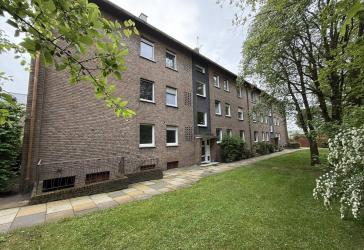 Erstbezug nach Sanierung - ansprechende 4-Zimmerwohnung