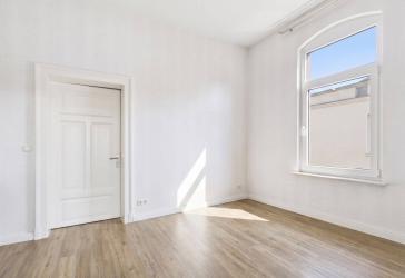 Kernsanierte Altbau-Wohnung mit 4,5 Zimmern mitten im Zentrum von Sehnde sucht neue Mieter!