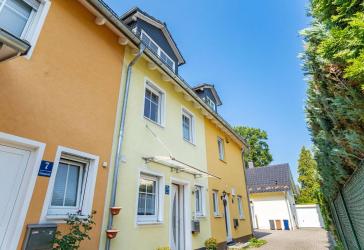 Sofort verfügbar!Modernes Reihenmittelhaus mit Südterrasse in Trudering!