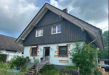 Für den Erwerber provisionsfrei! - Einfamilienhaus in Salzhemmendorf OT Ockensen - Zwangsversteigerung -