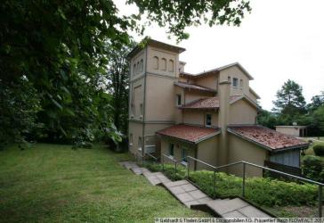 2 Raum Wohnung mit Balkon