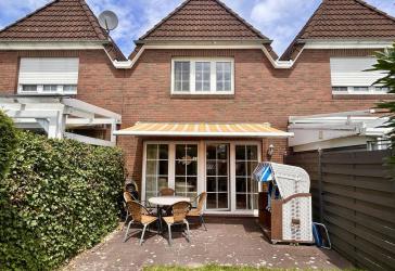 Nur wenige Schritte zum Meer: Charmantes Reihenmittelhaus im Nordseebad Dangast
