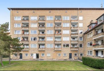 Geräumige 2 Zimmerwohnung mit Balkon zur Miete in Lübeck - Wentzel Dr