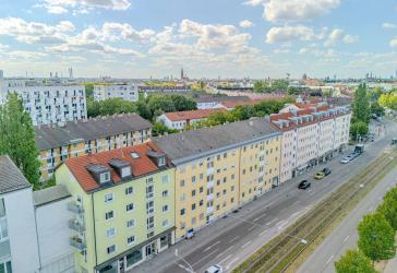 GIESING / Attraktive, bezugsfreie 3-Zimmer-Wohnung mit Westbalkon