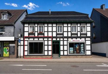 Ladenlokal in charmantem Fachwerk im Herzen von Overath