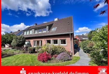 Ruhig gelegenes Einfamilienhaus mit Garage