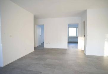 Helle 4,5-Zimmer-Wohnung (kernsaniert) mit Loggia & Top-Grundriss in ruhiger Lage
