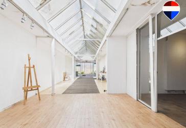 Wohnen. Arbeiten. Entwickeln. Ehemaliges Fotostudio mit rund 639 m² Gesamtfläche