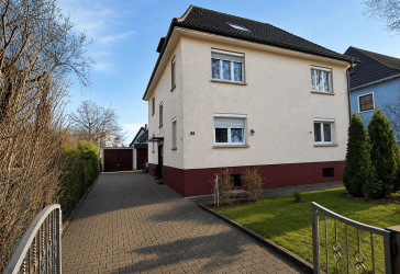 Freistehendes Haus mit 3-4 Wohnungen ++ Teilungserklärung (ca. 293 m² Wohnfläche) in toller Lage von VS-Schwenningen