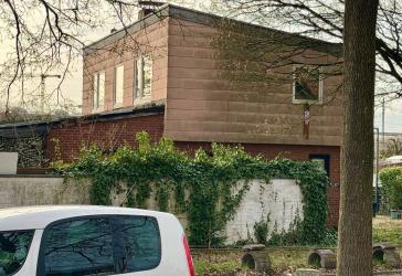 Hamburg-Stellingen: Reihenendhaus zur Kernsanierung mit Garage