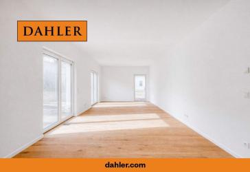 Lichtdurchflutetes Neubau-Einfamilienhaus mit moderner Technik und viel Platz