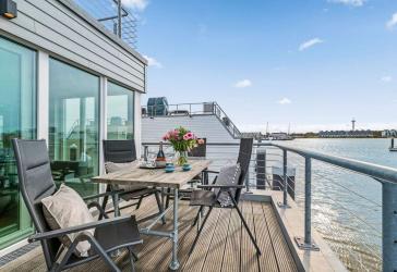 Schwimmendes Ferienhaus im OstseeResort Olpenitz