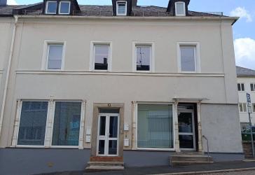 Vermietetes Mehrfamilienwohnhaus in Wunsiedel!