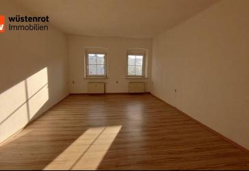 Großzügige Mietwohnung - in zentraler Lage
