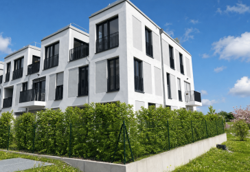 PROVISIONSFREI!!! Ankommen. Durchatmen. Zuhause sein. - Hochwertiger Neubau mit Blick ins Grüne