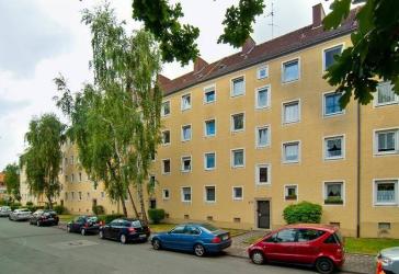 Renovierte 2-Zi.-Wohnung in zentraler Lage ab sofort frei