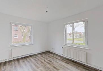 FRISCH RENOVIERT: moderne & helle 3-Zimmer-Wohnung mit Tageslichtbad