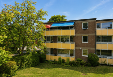 Großzügige 4-Zimmer-Eigentumswohnung mit sonnigem Balkon und eigener Garage