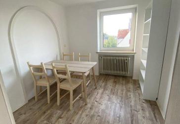?? Renoviertes WG-Zimmer in Kaufbeuren - ideal für Studenten & Azubis ??