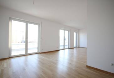 Familienfreundliche 4-Zimmer-Wohnung mit Dachterrasse