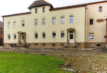 Attraktives Mehrfamilienhaus auf 7848 m²