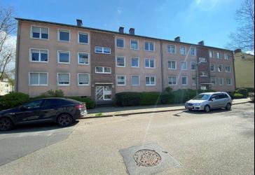 Wohnen in einer Eigentümergemeinschaft - renovierte 3,5-Zimmer-Wohnung mit Balkon