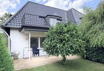 Wohnhaus mit Villencharakter auf großzügigem Grundstück in bevorzugter Wohnlage von Warstein
