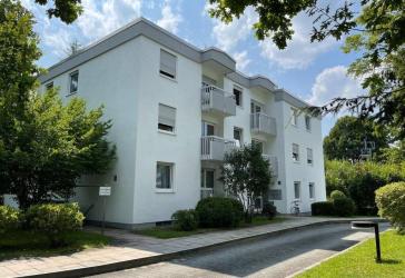 FREI! Renovierungsbedürftige Wohnung Nahe Zentrum und Bahnhof