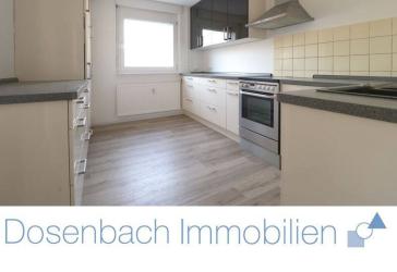 Bequem und zentrumsnah wohnen: Renovierte 3-Zimmer-Wohnung mit Lift und Tiefgarage