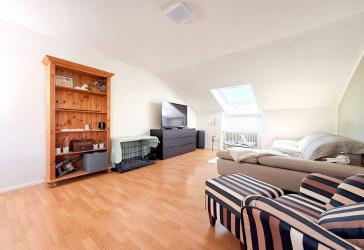 Attraktive Kapitalanlage in Ansbach - vermietete 3-Zimmer-Dachgeschosswohnung mit Gartenanteil