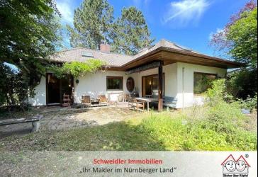 1.307 m² voller Möglichkeiten: Großzügiges Einfamilienhaus mit XXL-Grundstück in Lauf-Neunhof