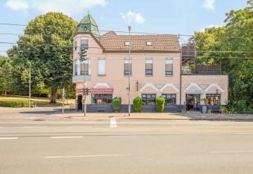 Wohn- und Geschäftshaus ca. 481 m² mit drei Wohn- und drei Gewerbeeinheiten in Mülheim-Altstadt II