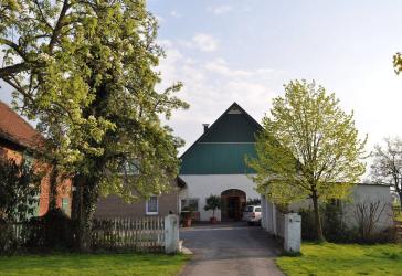 Freistehendes Bauernhaus mit großzügigem Grundstück zu verkaufen