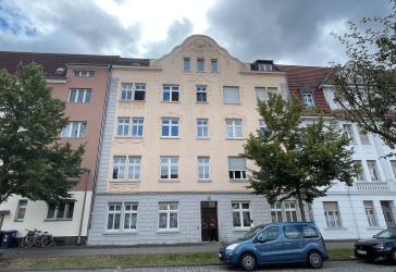 Sanierte 4-Zimmer-Altbauwohnung in Bahnhofsnähe