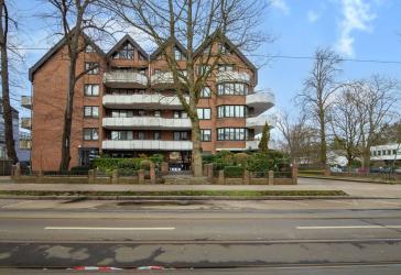Freigezogene 4-Zimmer-Maisonettewohnung ca. 103 m²,mit zwei Balkonen & Tiefgaragenstellplatz Krefeld