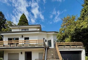 Gepflegtes Einfamilienhaus mit Einliegerwohnung